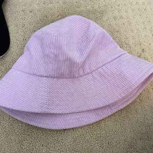 Lavender bucket hat